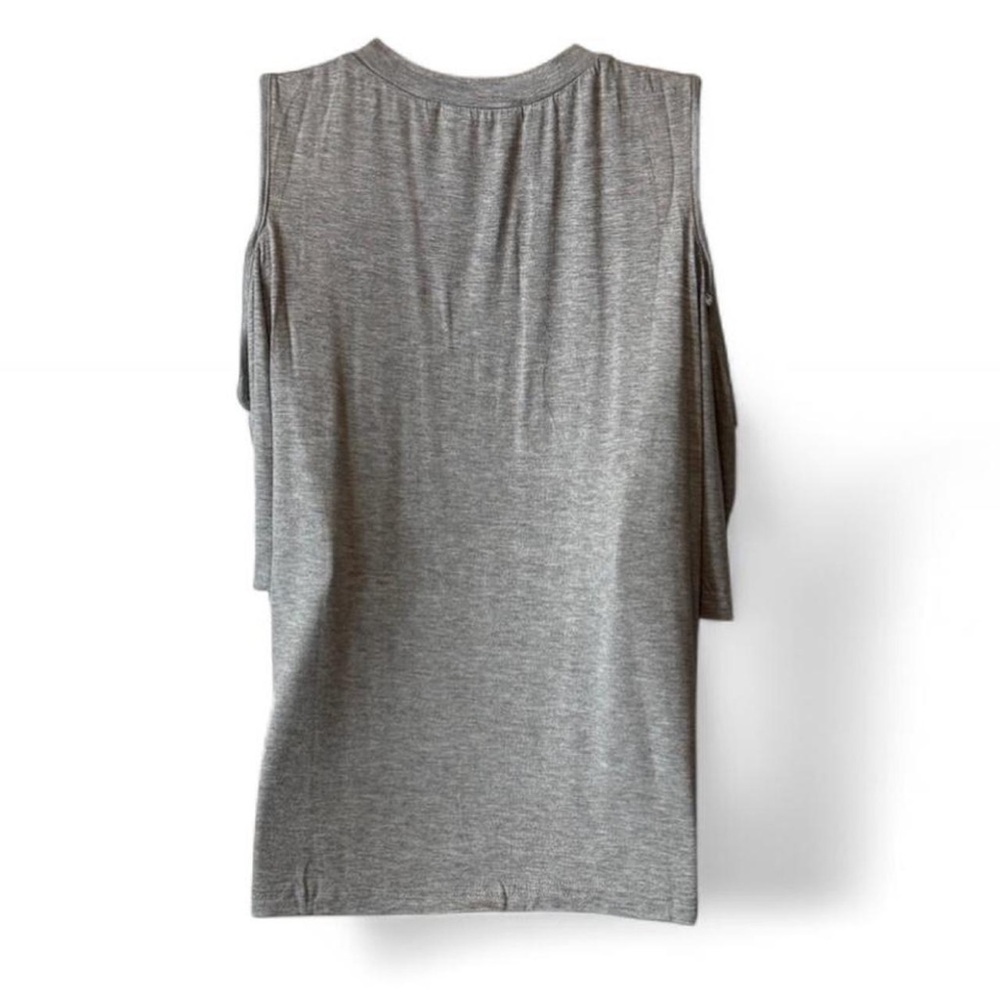 ‎Graphic Cold Shoulder Tee - Picture 3 of 14